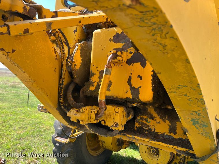 image for item DS8273 1958 Caterpillar 12  rigid frame motor grader