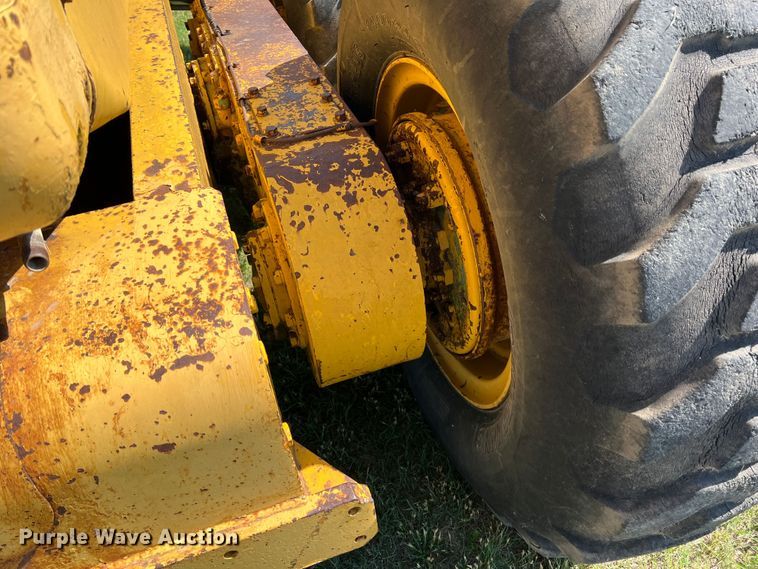 image for item DS8273 1958 Caterpillar 12  rigid frame motor grader