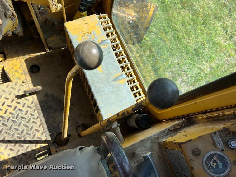 image for item DS8273 1958 Caterpillar 12  rigid frame motor grader