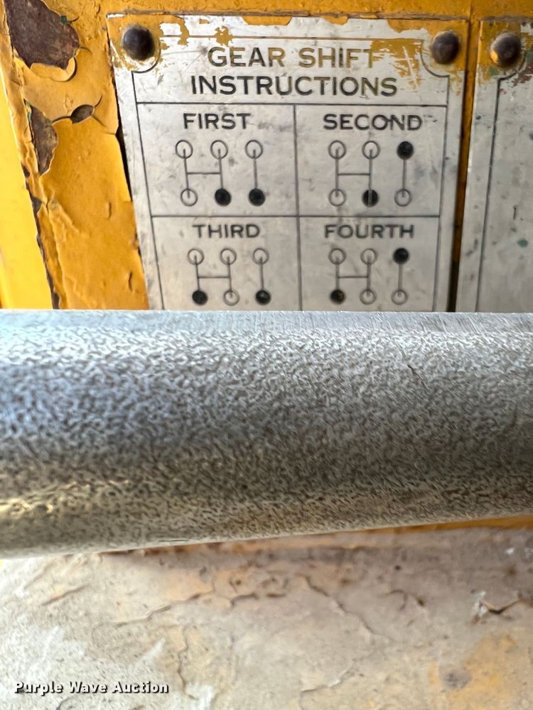 image for item DS8273 1958 Caterpillar 12  rigid frame motor grader