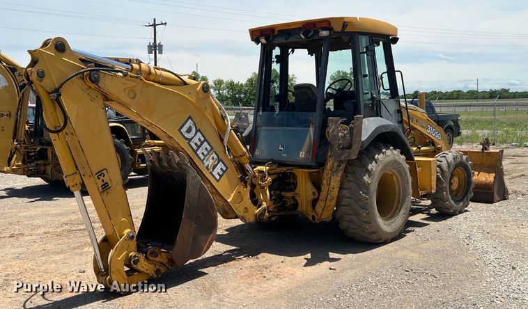 image for item HL9122 2001 John Deere 310SG  backhoe