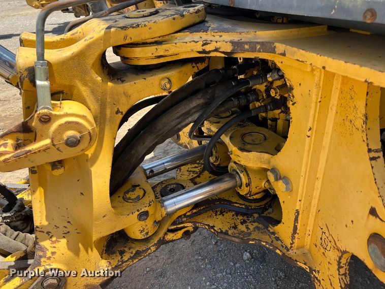 image for item HL9122 2001 John Deere 310SG  backhoe