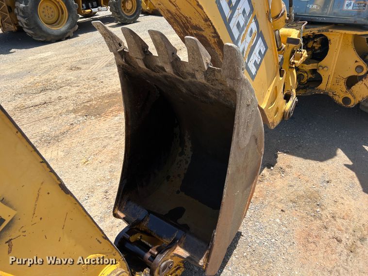 image for item HL9122 2001 John Deere 310SG  backhoe