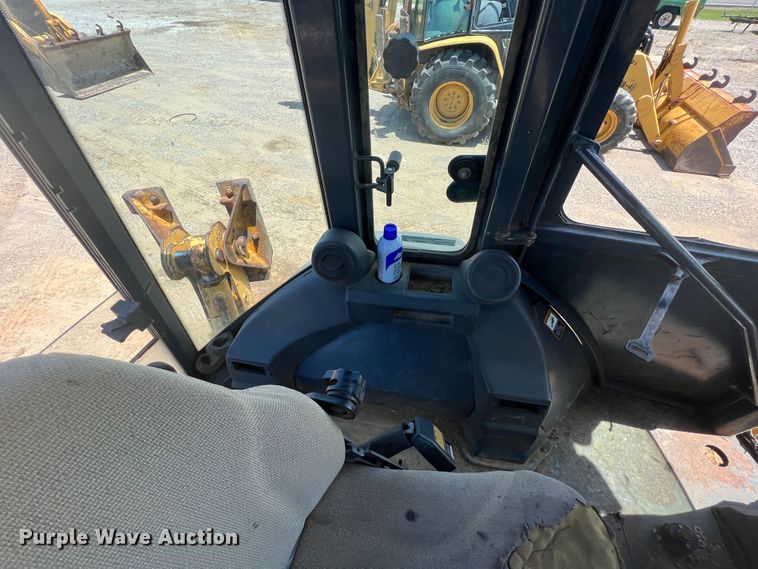 image for item HL9122 2001 John Deere 310SG  backhoe