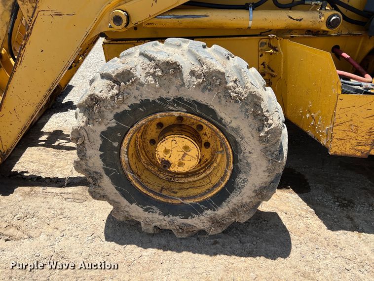 image for item HL9122 2001 John Deere 310SG  backhoe