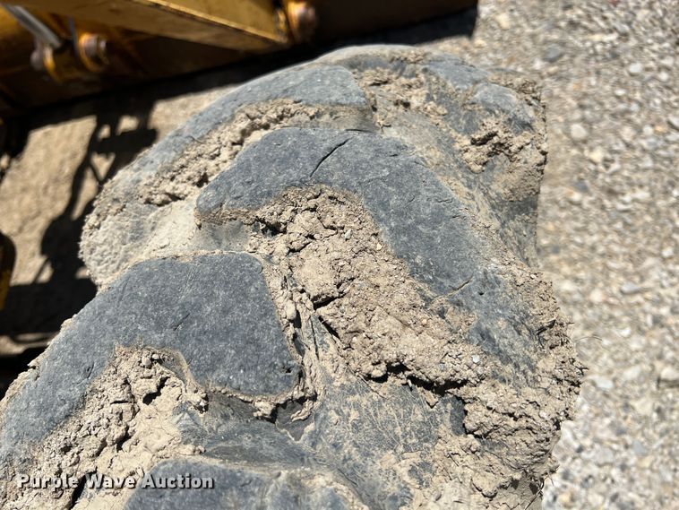 image for item HL9122 2001 John Deere 310SG  backhoe