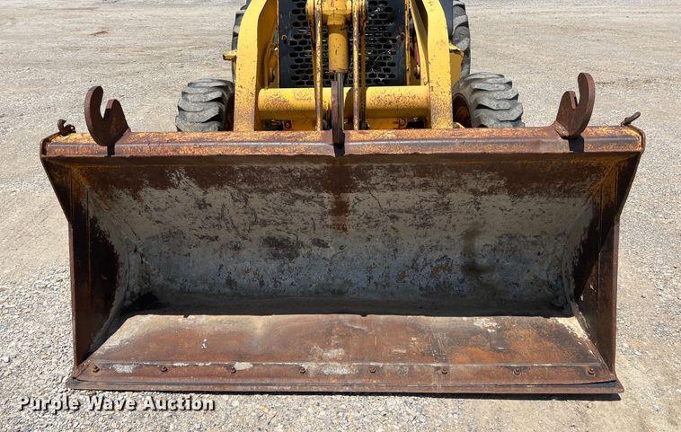 image for item HL9123 1997 John Deere 410E  backhoe