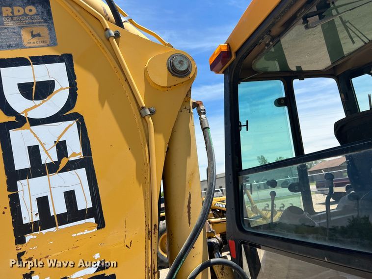 image for item HL9123 1997 John Deere 410E  backhoe