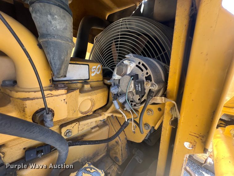 image for item HL9123 1997 John Deere 410E  backhoe