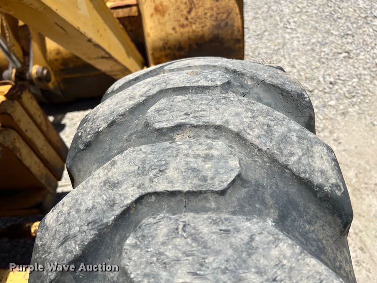 image for item HL9123 1997 John Deere 410E  backhoe