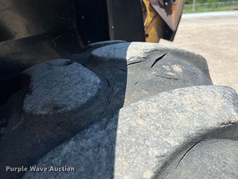 image for item HL9123 1997 John Deere 410E  backhoe