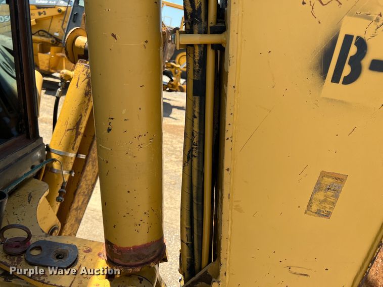 image for item HL9124 2001 Caterpillar 420D  backhoe