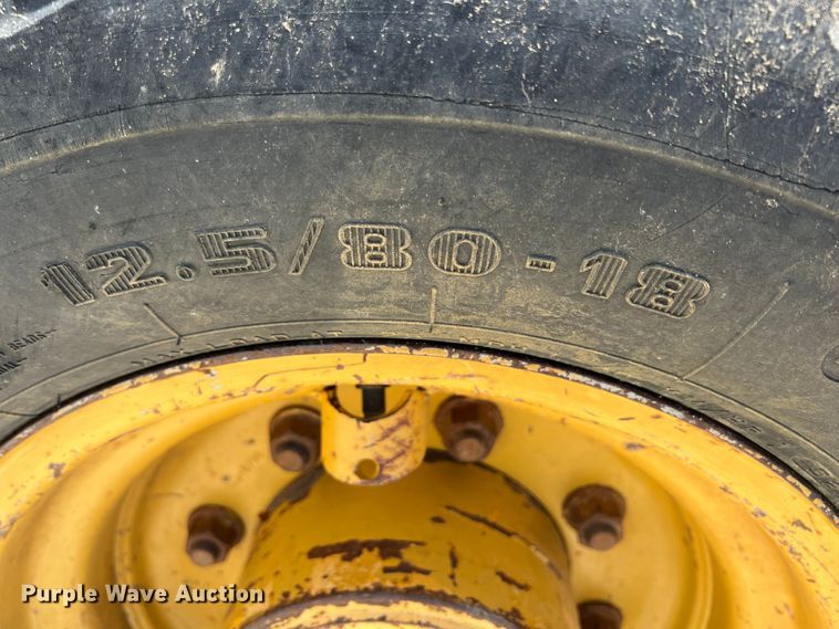 image for item HL9124 2001 Caterpillar 420D  backhoe