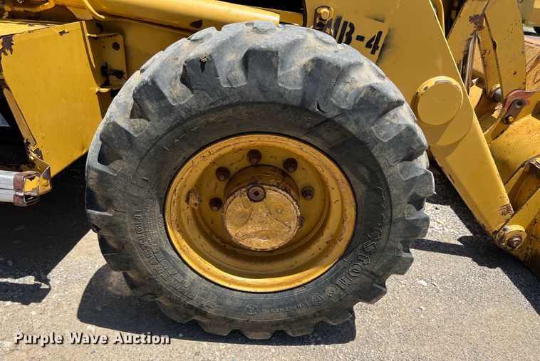 image for item HL9124 2001 Caterpillar 420D  backhoe