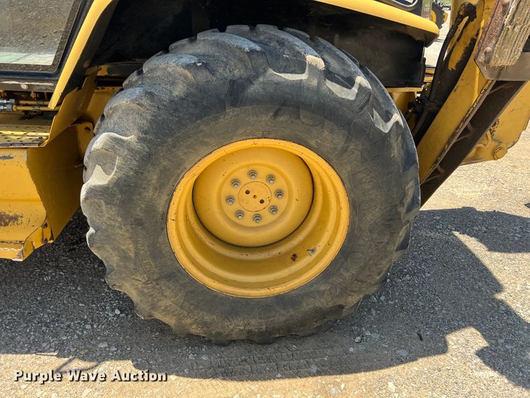 image for item HL9124 2001 Caterpillar 420D  backhoe