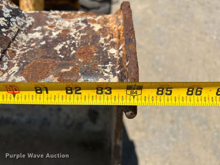 image for item HL9125 1995 John Deere 310D  backhoe