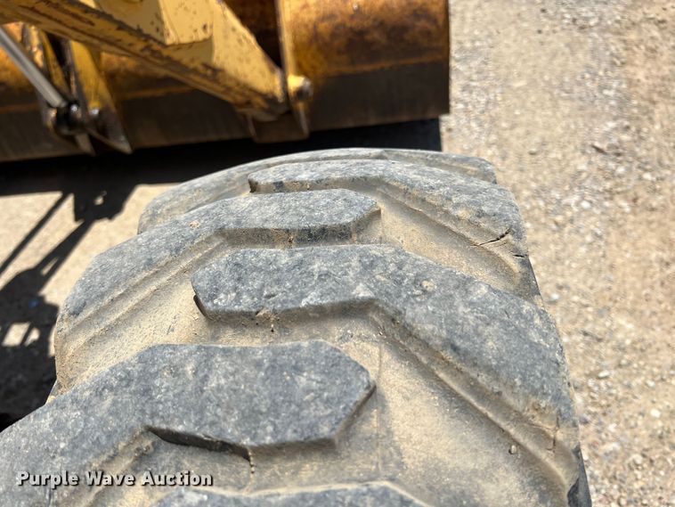 image for item HL9125 1995 John Deere 310D  backhoe