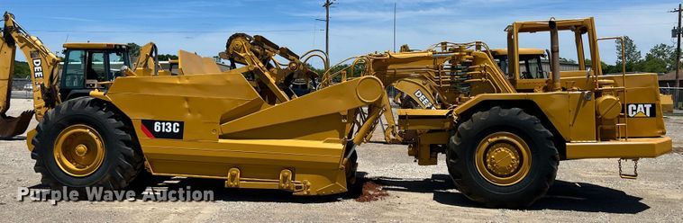 image for item HL9127 1988 Caterpillar 613C  elevating scraper