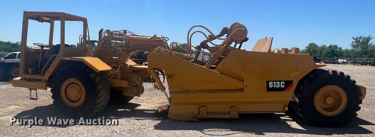 image for item HL9127 1988 Caterpillar 613C  elevating scraper