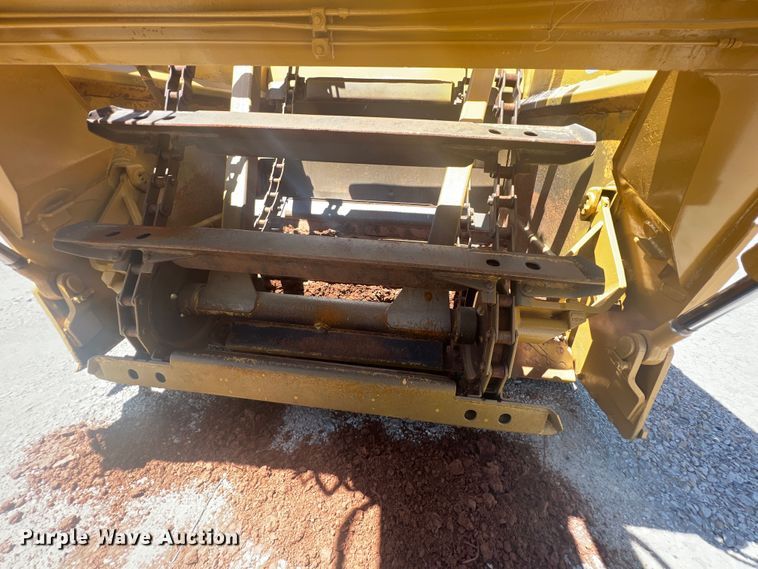 image for item HL9127 1988 Caterpillar 613C  elevating scraper