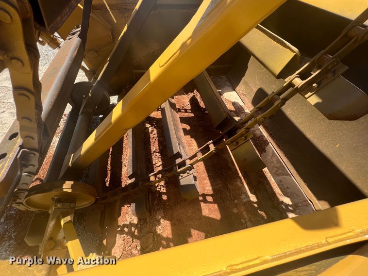 image for item HL9127 1988 Caterpillar 613C  elevating scraper