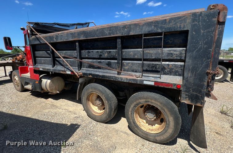 image for item HL9131 1992 Kenworth T600  dump truck