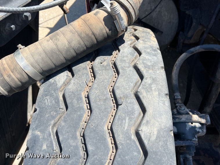 image for item HL9131 1992 Kenworth T600  dump truck