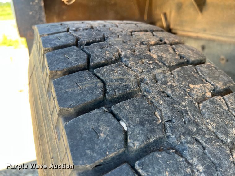 image for item HL9131 1992 Kenworth T600  dump truck