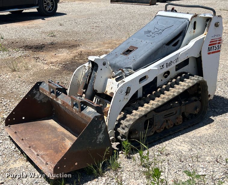 image for item HL9134 Bobcat MT55  compact utility loader