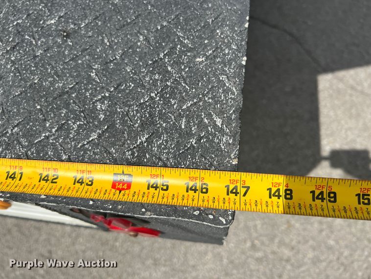 image for item HL9136 2015 Ford F550 Super Duty  bucket truck