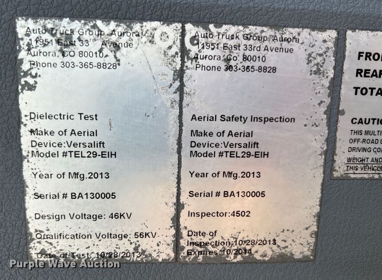 image for item HL9160 2013 Ford F550 Super Duty  bucket truck