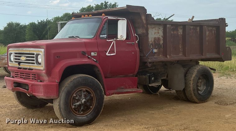 image for item HL9200 1985 Chevrolet C70  dump truck