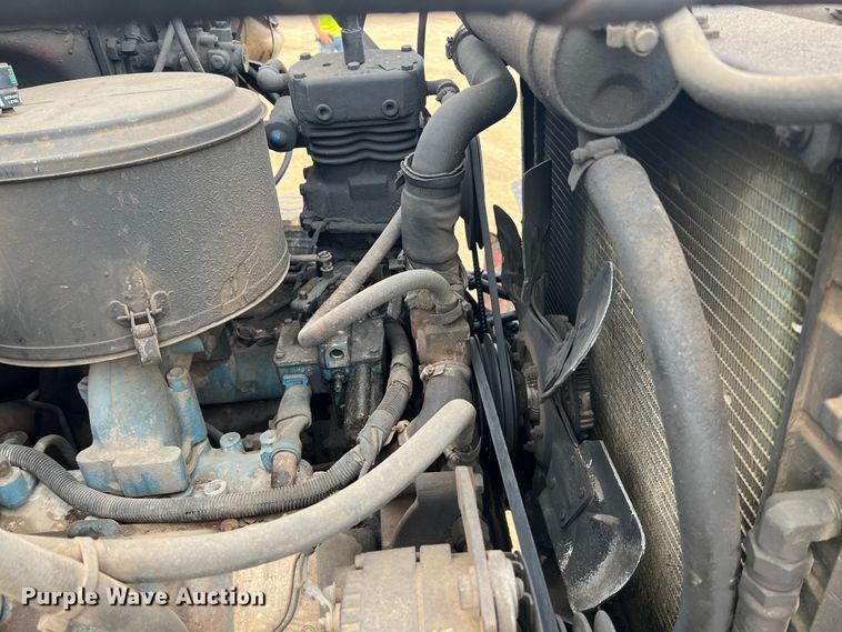 image for item HL9200 1985 Chevrolet C70  dump truck