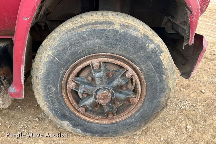 image for item HL9200 1985 Chevrolet C70  dump truck