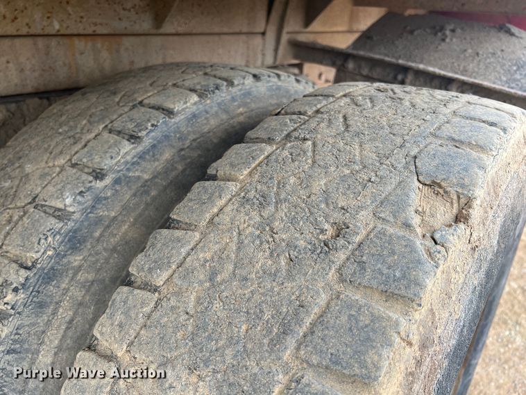 image for item HL9200 1985 Chevrolet C70  dump truck