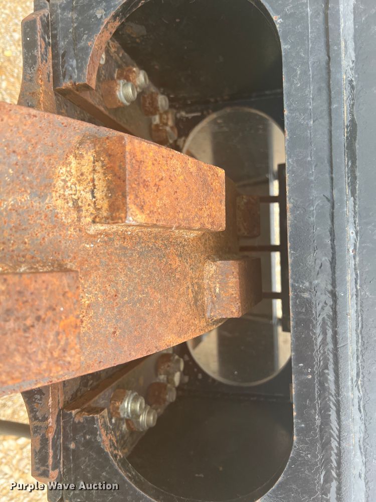 image for item HL9202 Trench Grader SP42  skid steer trench compactor