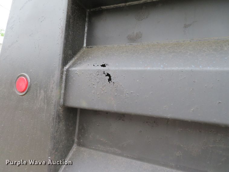 image for item JC9308 1996 International 2574  dump truck