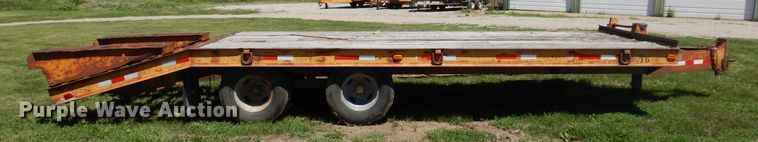 image for item JH9706 1986 Belshe  equipment trailer
