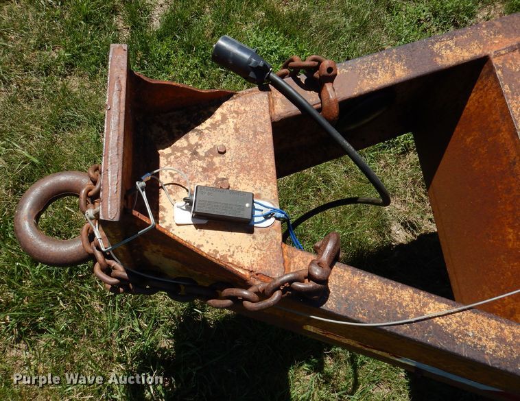 image for item JH9706 1986 Belshe  equipment trailer