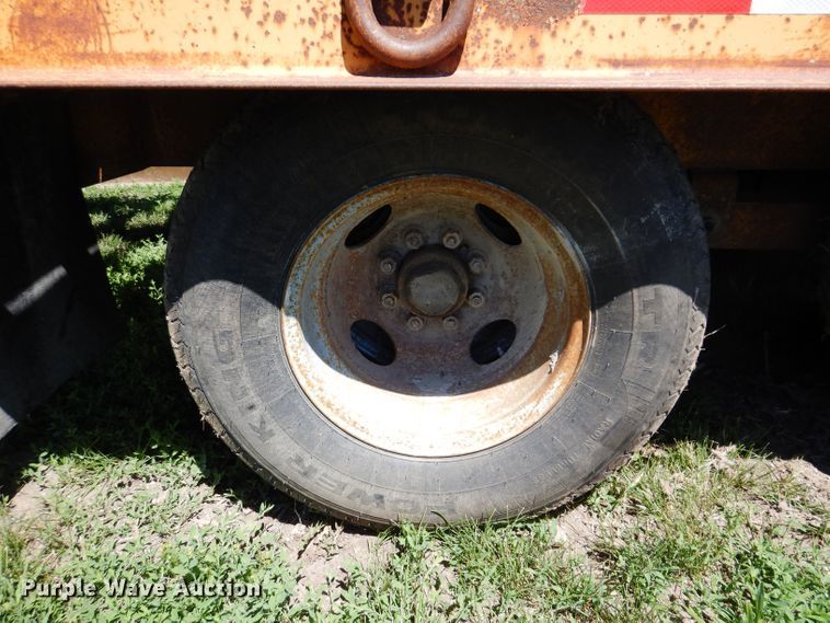 image for item JH9706 1986 Belshe  equipment trailer