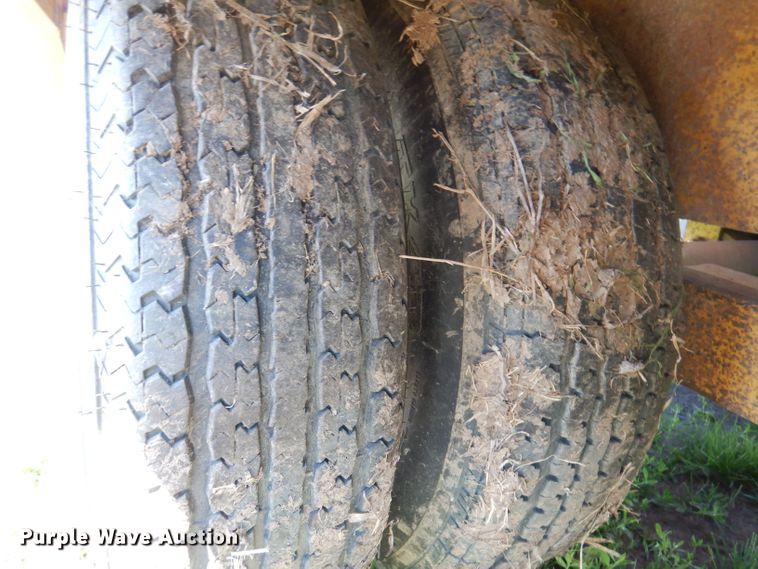 image for item JH9706 1986 Belshe  equipment trailer