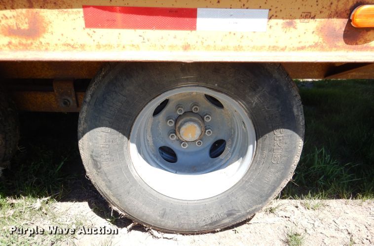 image for item JH9706 1986 Belshe  equipment trailer
