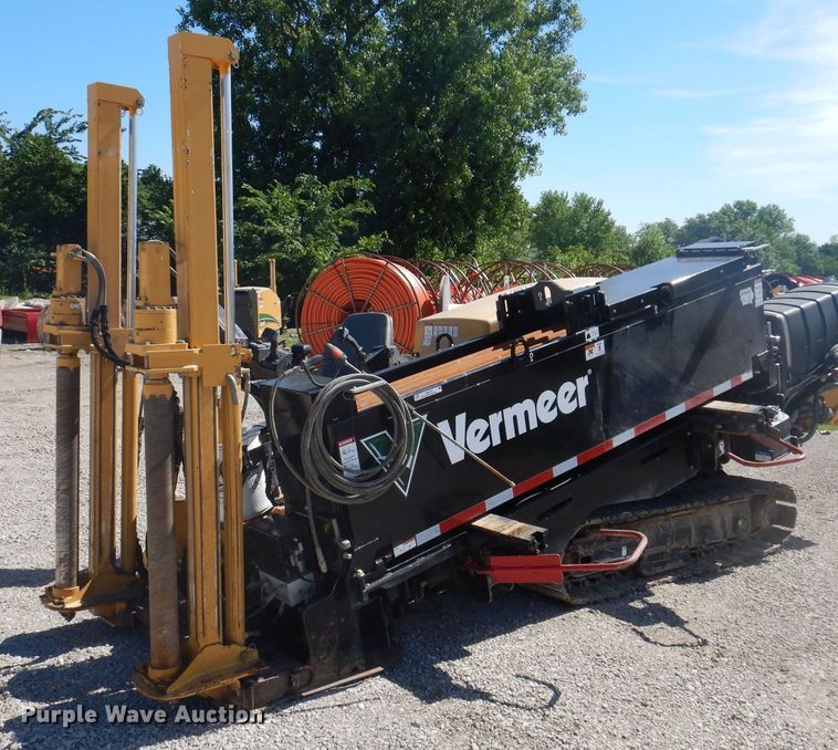 image for item JH9710 2016 Vermeer D24x40 Series III  directional boring unit