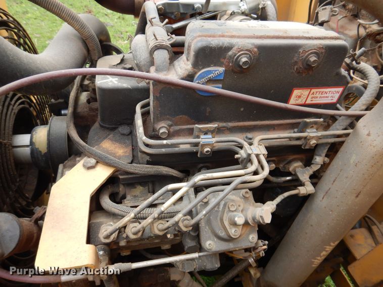 image for item JH9712 1999 Vermeer BC1800A  wood chipper