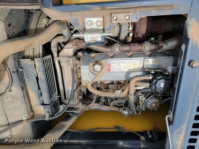 image for item JL9390 2017 Kobelco SK300LC-10  excavator