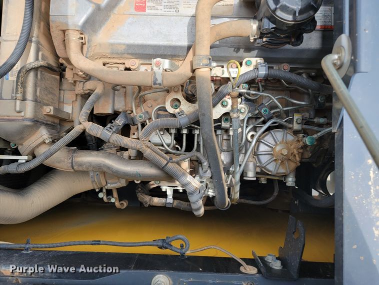 image for item JL9390 2017 Kobelco SK300LC-10  excavator