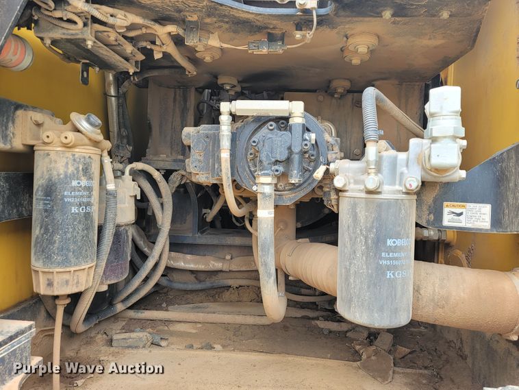 image for item JL9390 2017 Kobelco SK300LC-10  excavator