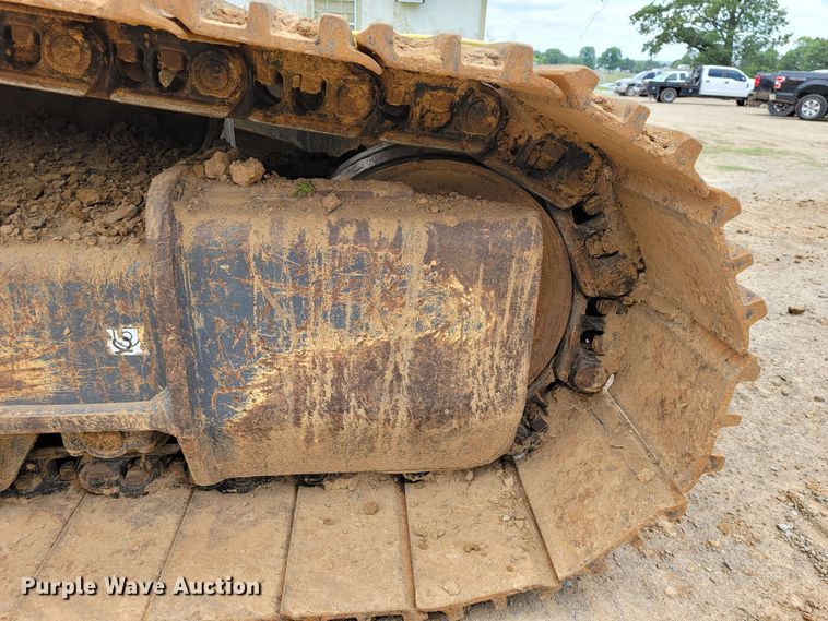 image for item JL9390 2017 Kobelco SK300LC-10  excavator