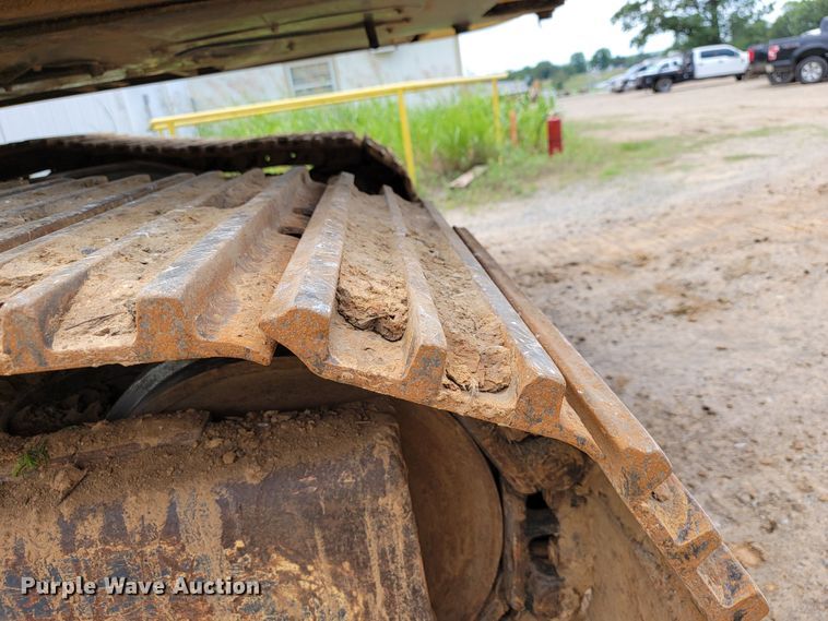 image for item JL9390 2017 Kobelco SK300LC-10  excavator