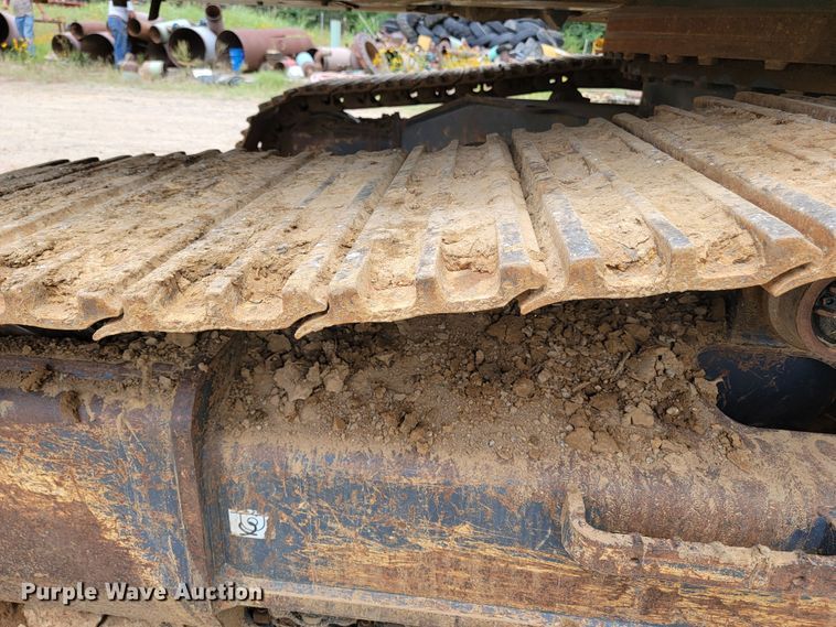 image for item JL9390 2017 Kobelco SK300LC-10  excavator